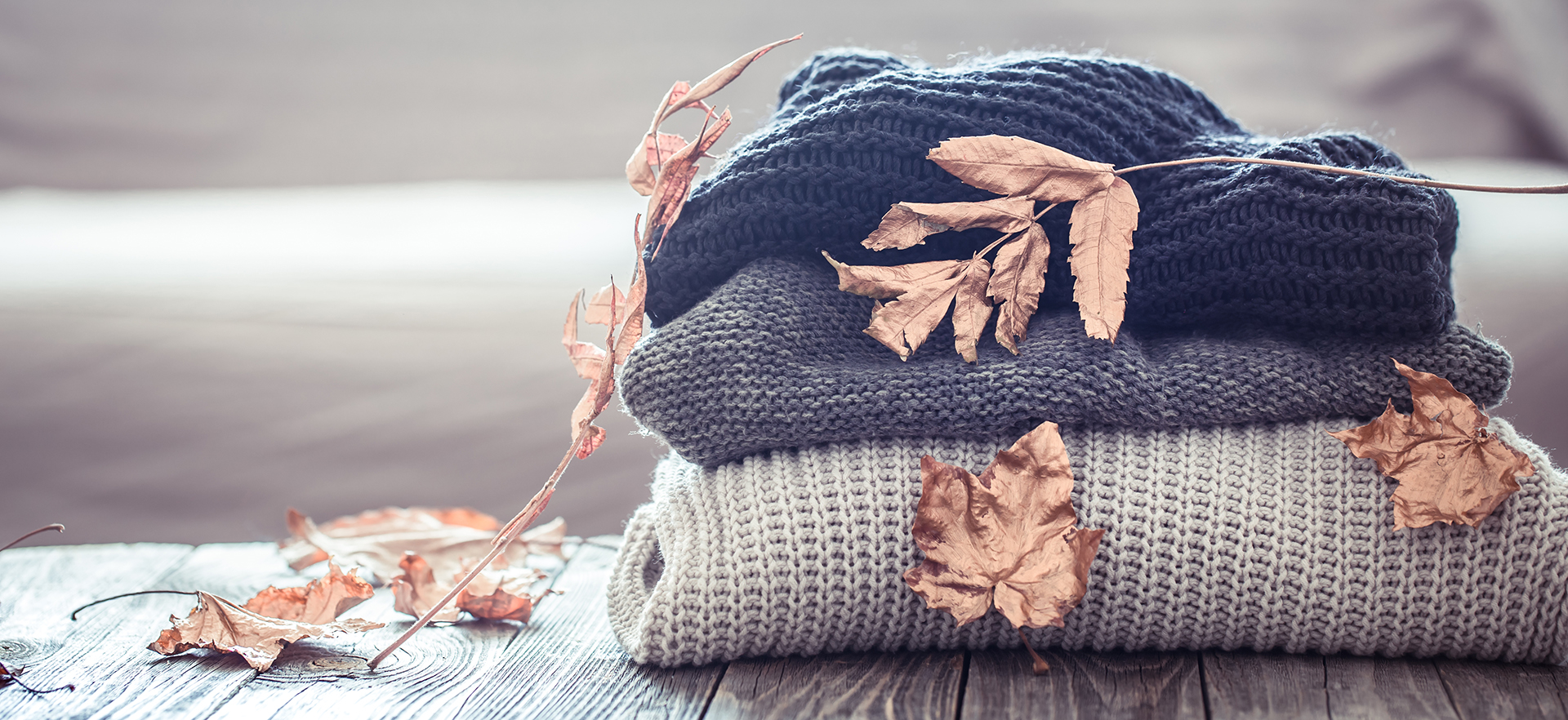 Guide to Selecting Winter Fabrics for Warmth and Style