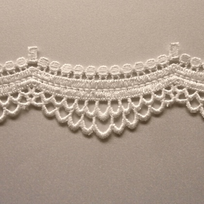 Ornate  Loops Edging Trim IVORY