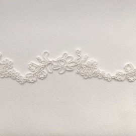 Corded Lace Small Filigree Flower Trim IVORY